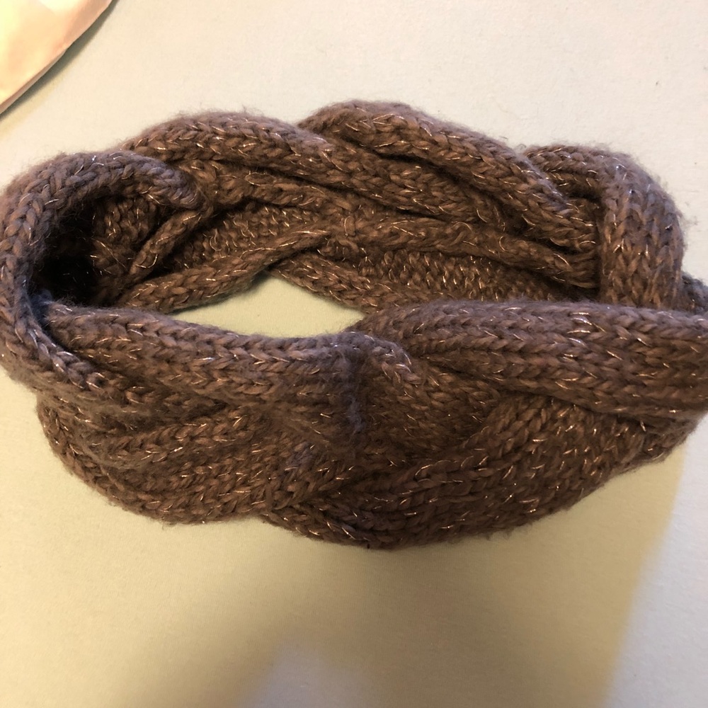 Ear warmer